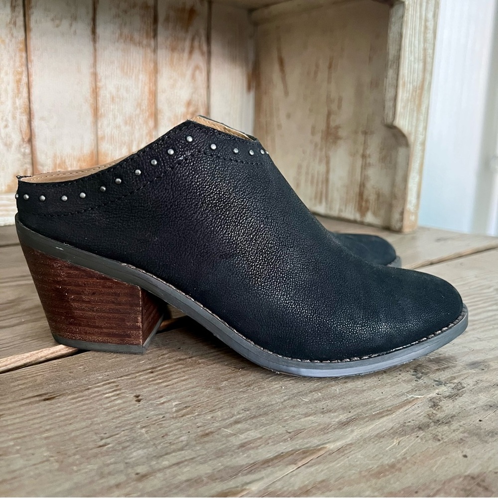 Lucky Brand Mabri Black Leather Women's Mules Size 7.5 NWOT